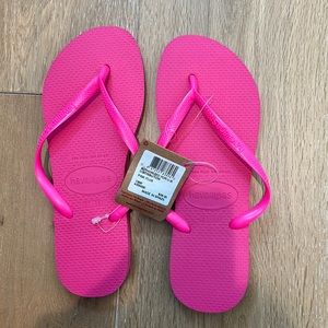 Brand-new pink havaianas. USA 7/8w EUR 39/40